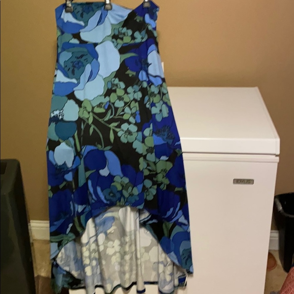 NWT OLIVA SKIRT